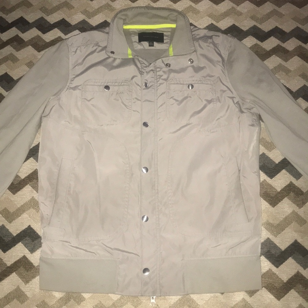 Wind breaker